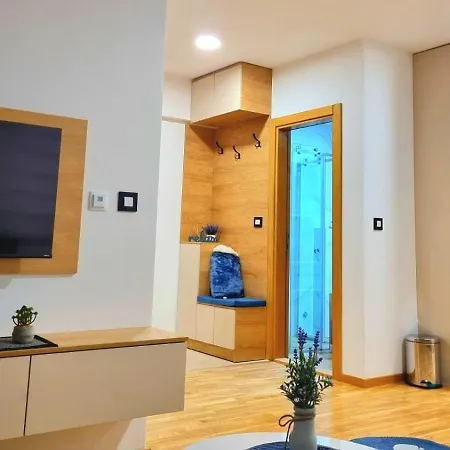 Leonardo 61 Апартаменты